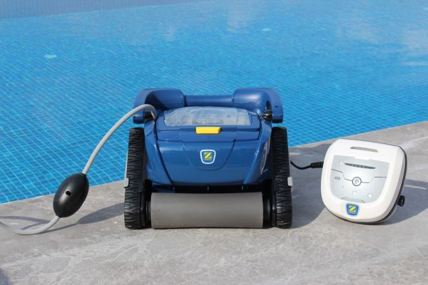 Robot piscine : entretien facile et efficace pour votre bassin