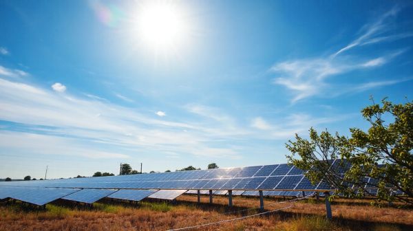 Solutions complètes en énergie solaire à Fougères